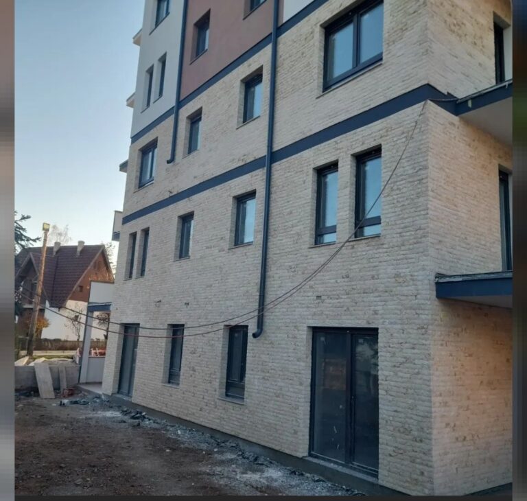 Screenshot_20230405_193024