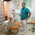 Stomatološka ordinacija Beograd Dr Todorović pruža savremene stomatološke usluge, implantologiju, protetiku, ortodonciju i oralnu hirurgiju.